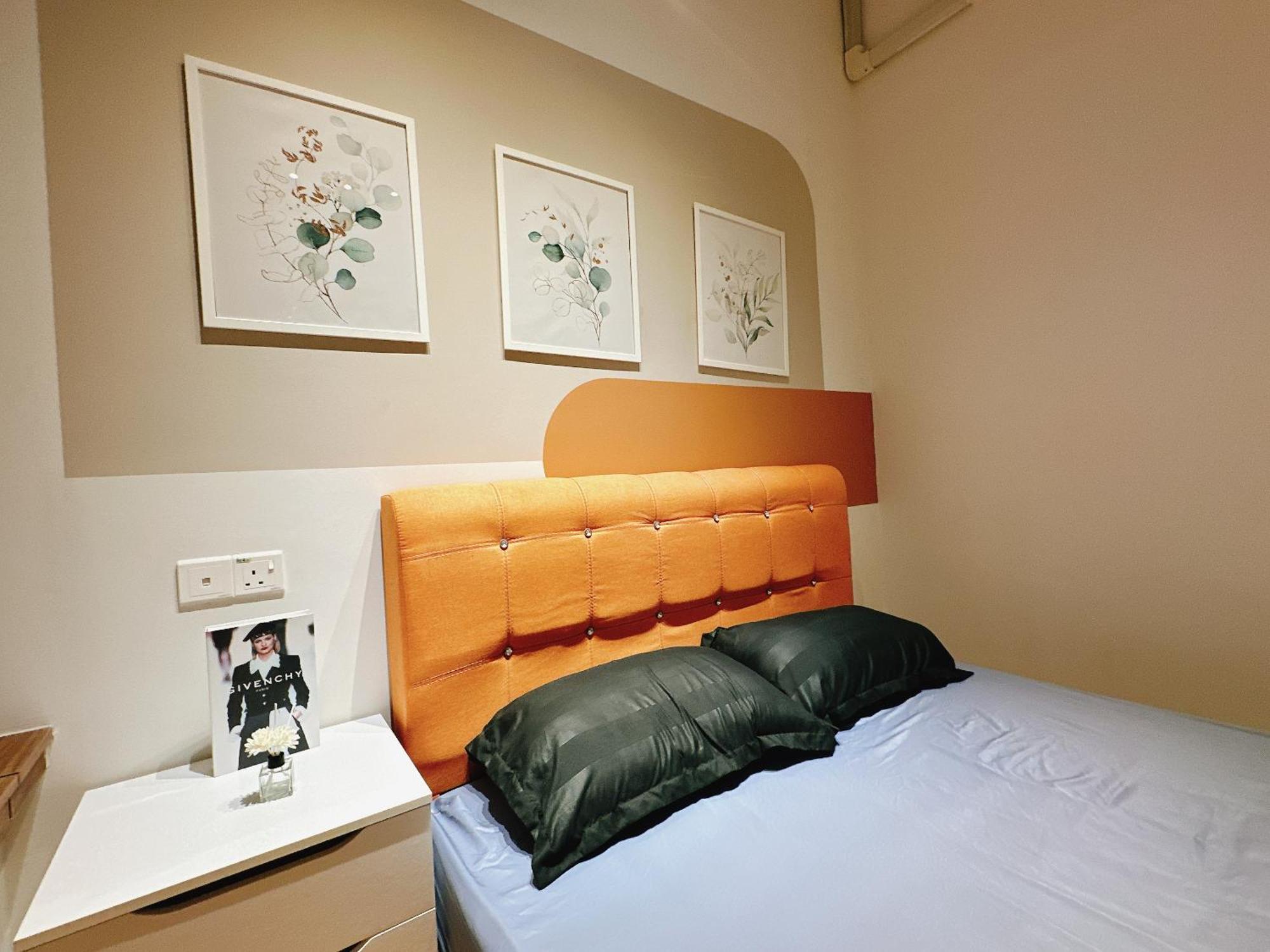 Gyden Staycation #Country Garden Danga Bay Apartemen