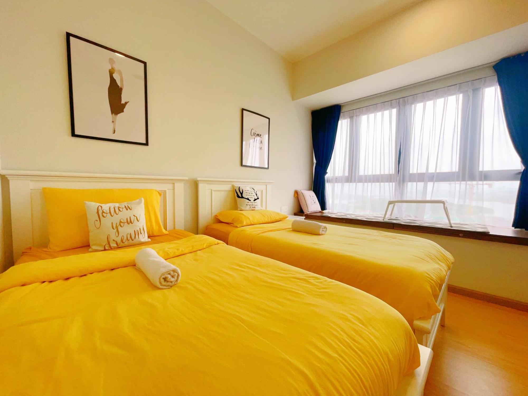 Gyden Staycation #Country Garden Danga Bay Apartemen