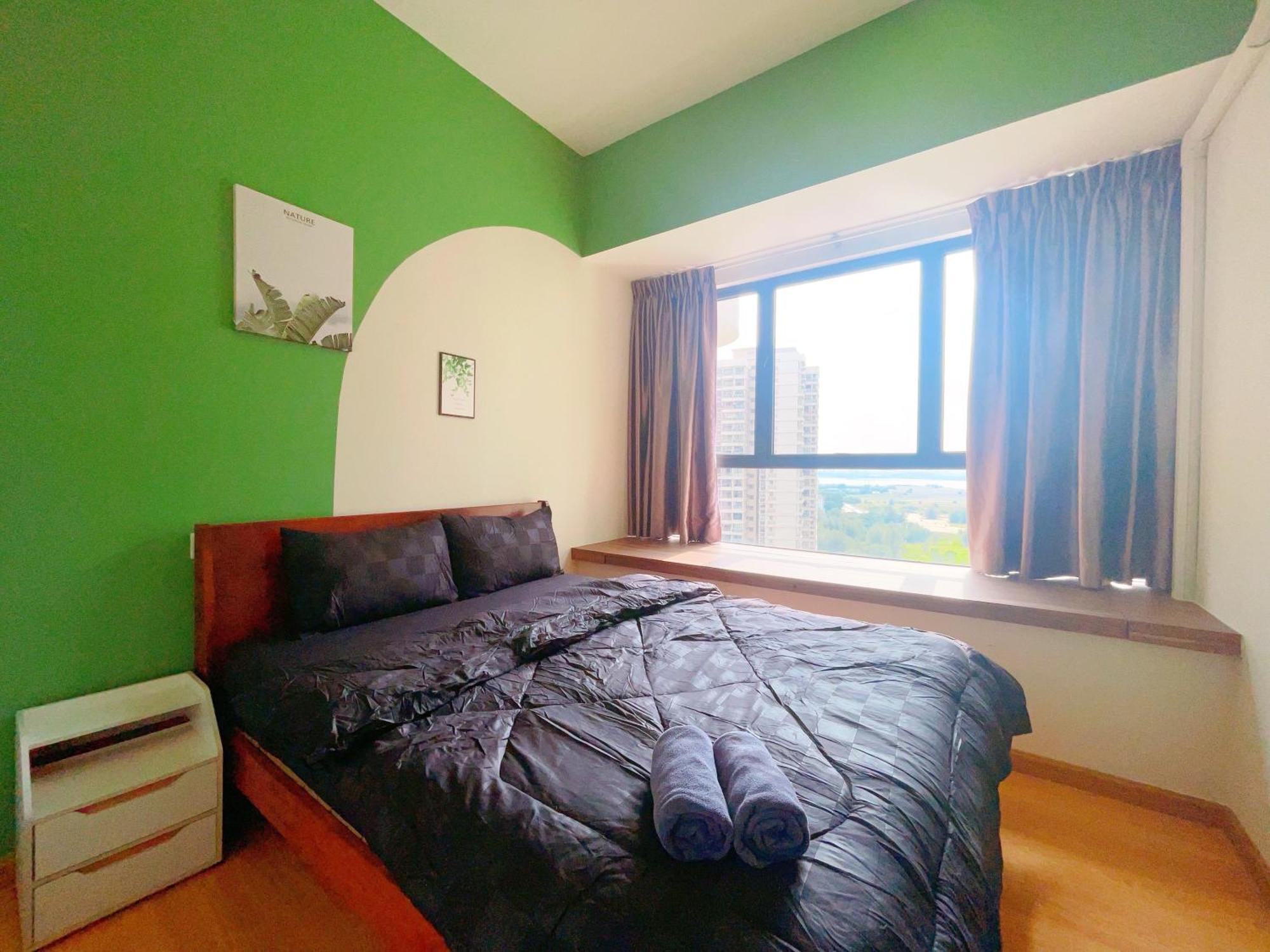 Gyden Staycation #Country Garden Danga Bay Apartemen