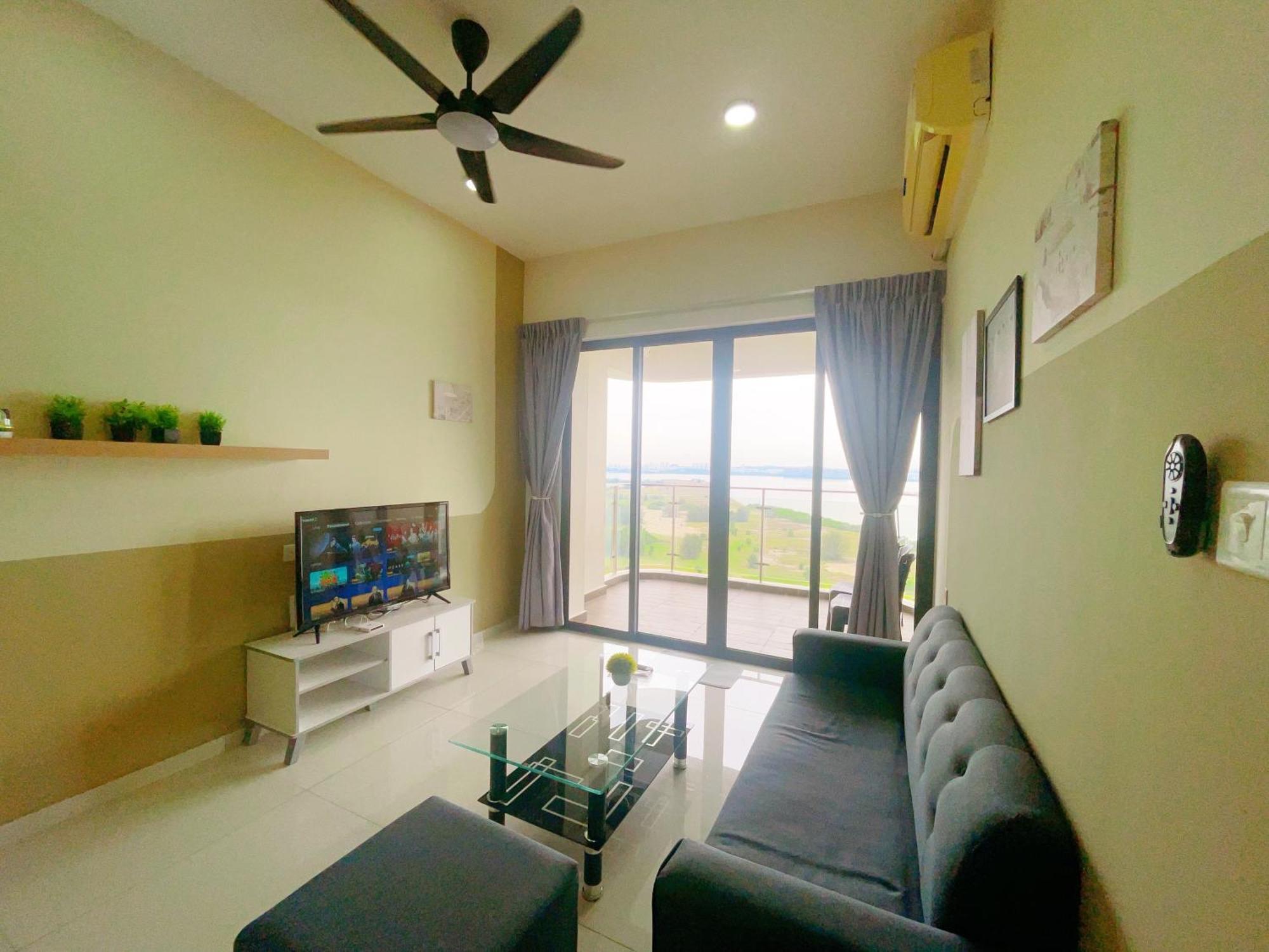 Apartemen Gyden Staycation #Country Garden Danga Bay Johor Bahru